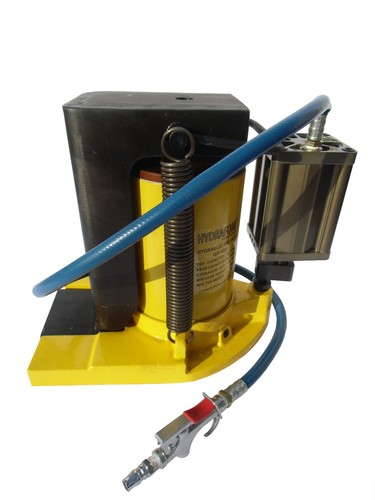 Air driven hydraulic - driven, cylinder