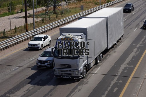 Truck photo volvo box - volvo,