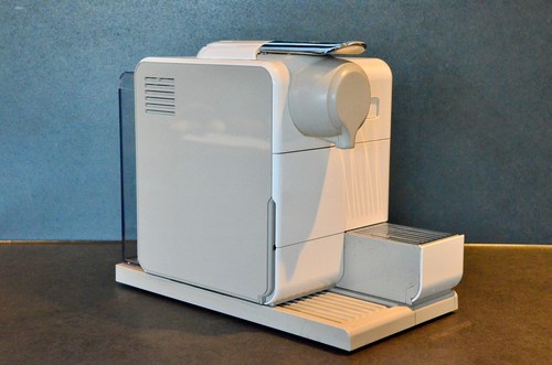 Longhi nespresso lattissima - de'longhi,