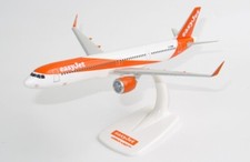 New! PPC 222925 EasyJet Airbus A321neo, reg. G-UZMB - 1:200 snap-fit model
