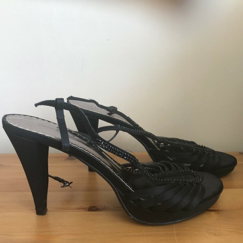 Black satin embellished shoes - black,