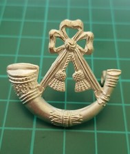 Light Infantry Officers Gilt Cap Badge BB-75