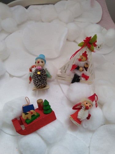 Vintage miniature wooden felt - miniature,