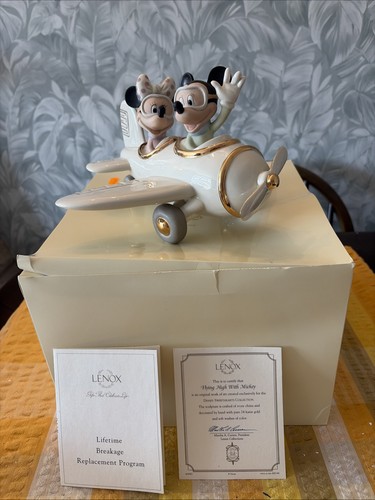 Lenox flying high - lenox, with