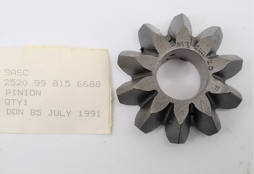 Daimler ferret differential - ,
