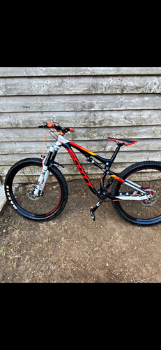 Scott genius 720 medium 27 - +,
