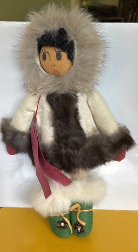 Detailed vintage handmade - detailed,