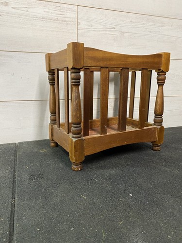 Magazine rack vintage - rack,