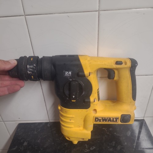 Dewalt dc223 sds drill bare - dc223,