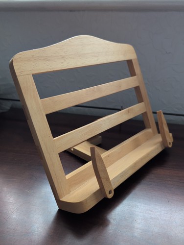 Adjustable wooden music sheet - wooden,