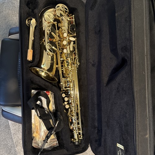 Alto saxophone - alto,