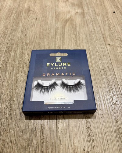 Dramatic lashes 126 - 126, eylure