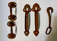 Antique Barn Finds / Set Of 2