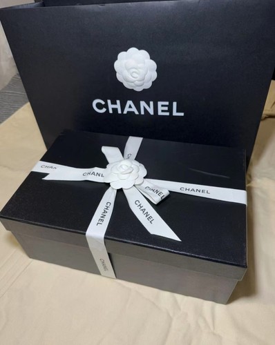 100 authentic chanel - 100%,