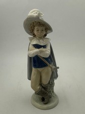 Nao Lladro 'The Swordsman Boy'