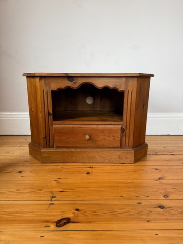 Vintage solid pine corner - vintage,