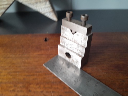 Grinding vee block clamp - grinding, v