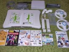  WII GREAT BUNDLE  + BALANCE