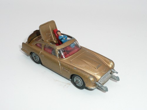 Corgi 261 james - 261, bond