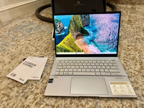 Asus zenbook 8k - 14", 2.8k