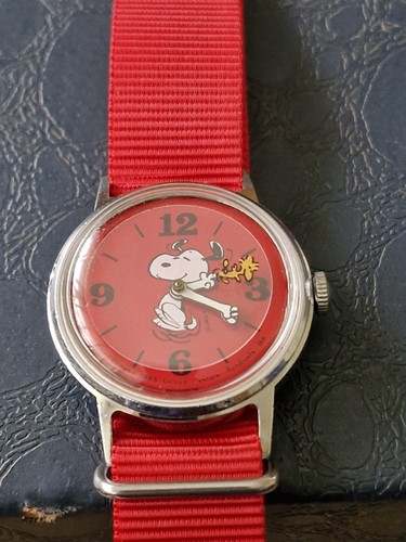 Vintage 1960s timex snoopy - 1960s,