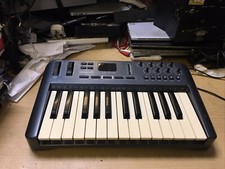 M-Audio Oxygen25 - keyboard