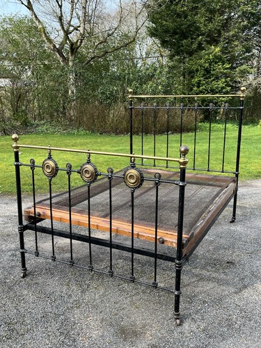 Antique double bed - double, frame