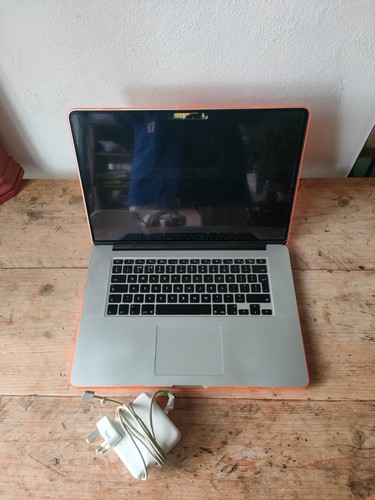 Macbook pro retina - retina, 15"