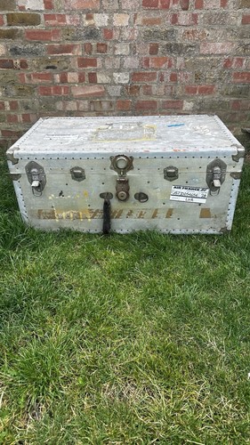 Vintage travel trunk - travel,