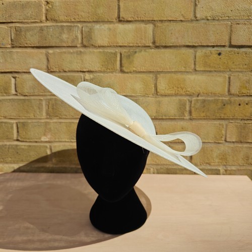 Ivory cream large fascinator - ivory,