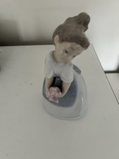 LLADRO Nao Porcelain Figurine