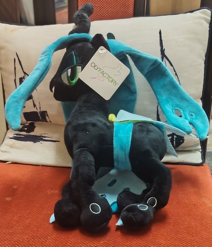 Rare queen chrysalis little - rare,
