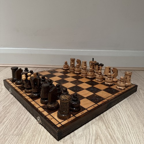 Vintage handmade wooden chess - handmade,