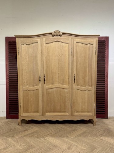 Vintage french armoire - vintage, /