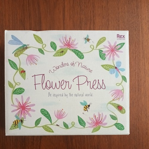 Wooden flower press - wooden, kit