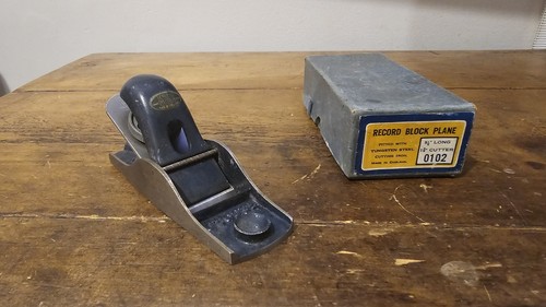 Record 0102 block - block, plane