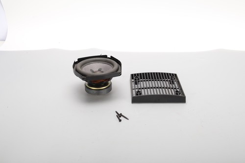 Bose acoustimass series iii - 10,