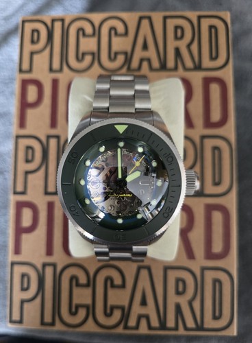 Boxed spinnaker piccard - boxed,