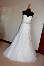 Mark Lesley wedding dress 7199
