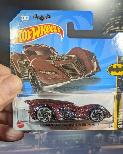 Batman batmobile hot wheels - hot,