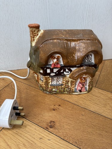 Vintage piggery pottery - piggery,