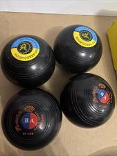 Set of four Henselite Classic Bowls, Size 3 Heavy, Lawn Bowls