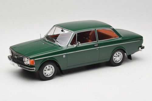 Volvo 142 green mcg - 142, 1:18