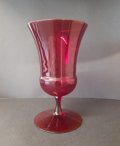 Vintage ruby red art - vintage,