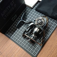 DAIWA 23 AIRITY ST LT2000S-P body 882260