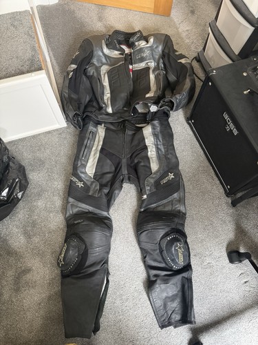 Rst motorcycle leathers 48 - rst,