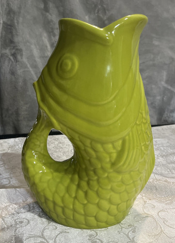Gluggle jug gurgling fish - gurgling,