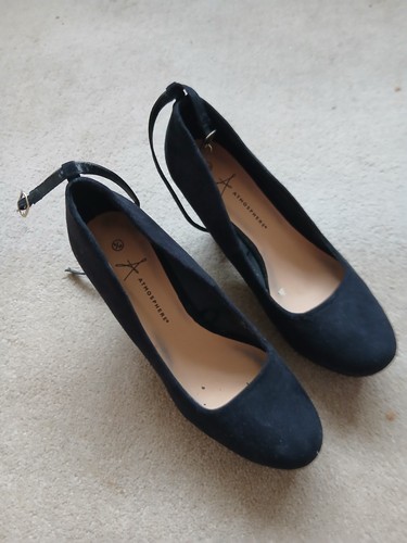 Black shoes size never worn - shoes,