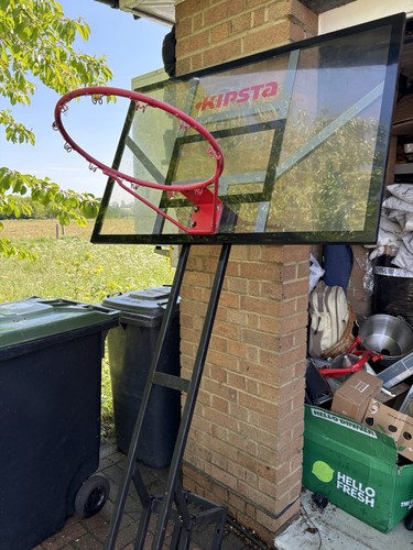 Kipsta basketball stand and - basketball,