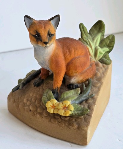 Danbury mint fine porcelain - mint,